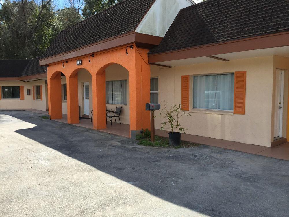 At Home Express Tangerine Inn De Land Buitenkant foto